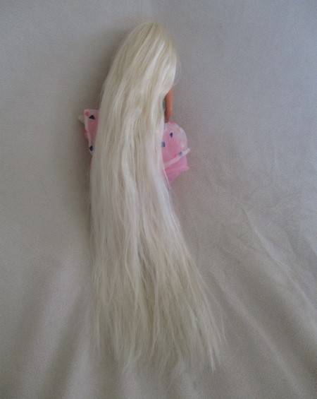 Vintage  Mattel  Barbie doll with the longest hair ever with original ring and earrings - knees bend