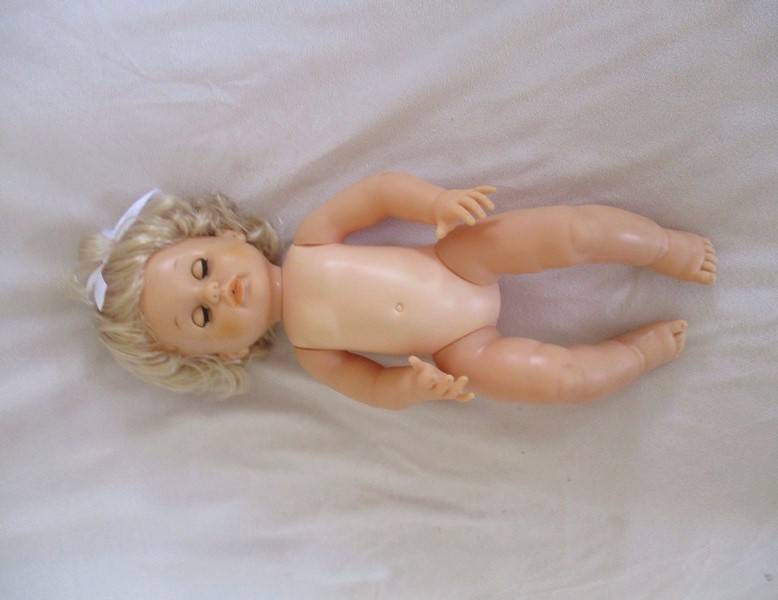Beautiful Vintage 44cm tall First Love drink and wet doll in original dress