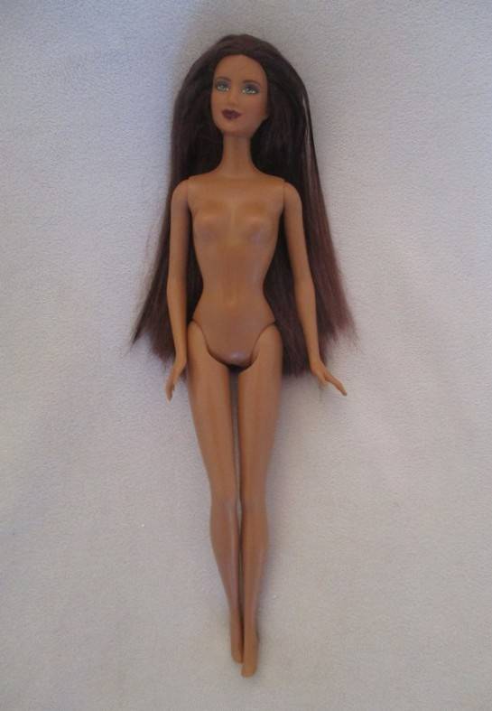 Vintage 1999 Mattel "Pretty in Plaid" Barbie Redhead in original dress - knees bend