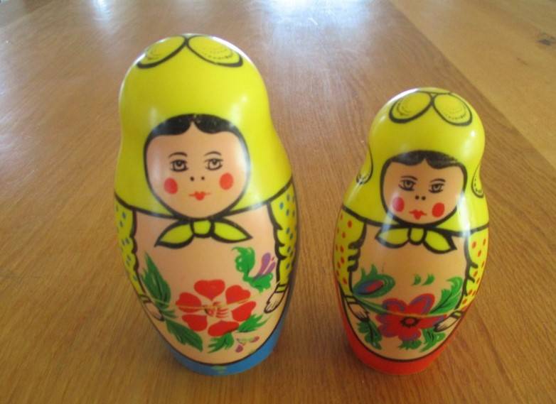 Rare!  Six vintage 1950's Eichhorn, West Germany hard plastic nesting dolls