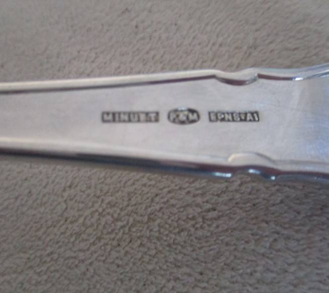 Vintage Priestley & Moore, Sheffield Fine Silverplate Fruit Spoons & Server still in box