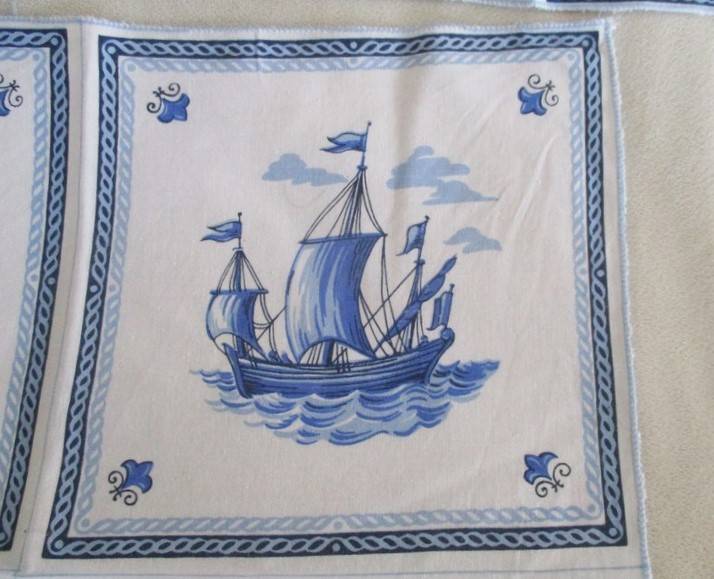 Three pretty blue and white cloths with Dutch scenes