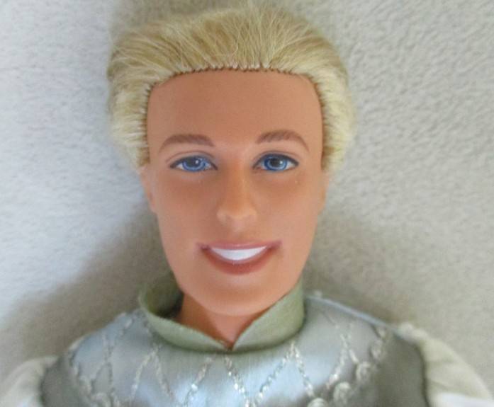 Barbie's boyfriend - 2003 Mattel Ken as Prince Daniel from Barbie of Swan Lake