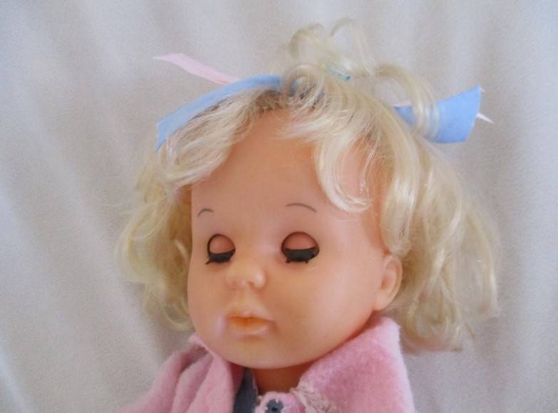 Beautiful Vintage 42cm tall First Love twisty body doll in cute nightie and nightgown