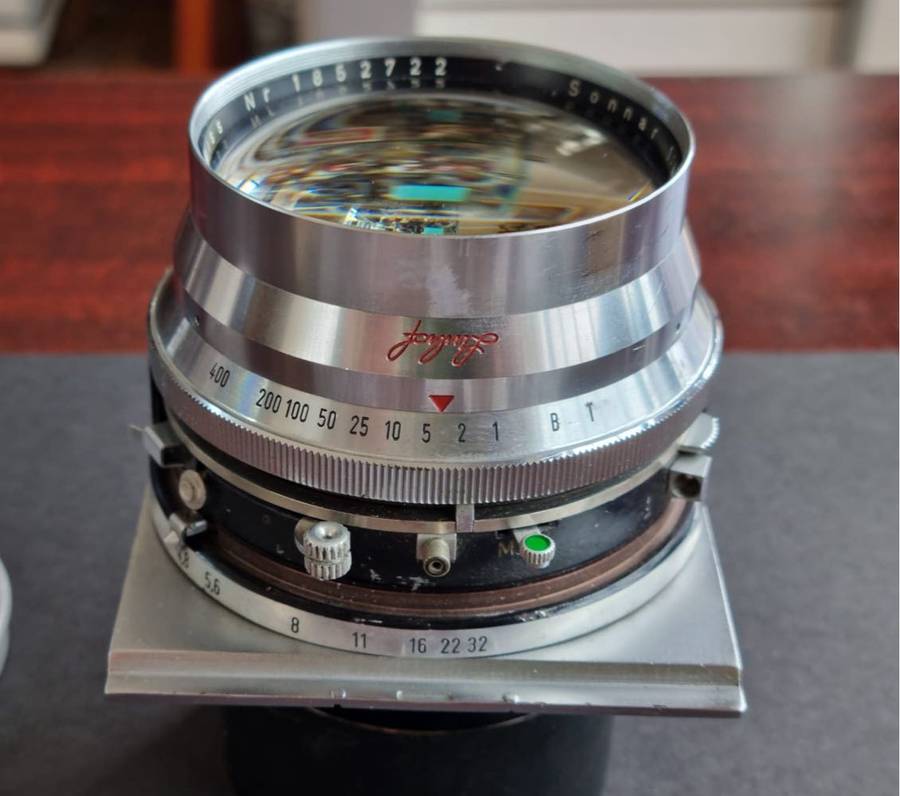 Carl Zeiss f4.8 /180mm Sonnar Lens - Linhof shutter plate