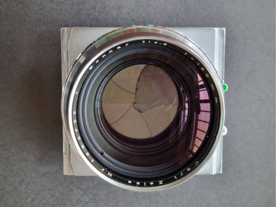 Carl Zeiss f4.8 /180mm Sonnar Lens - Linhof shutter plate