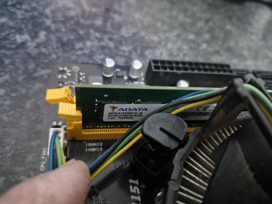 Biostar TB250 Motherboard, I3 6100 and 8GB Ram combo