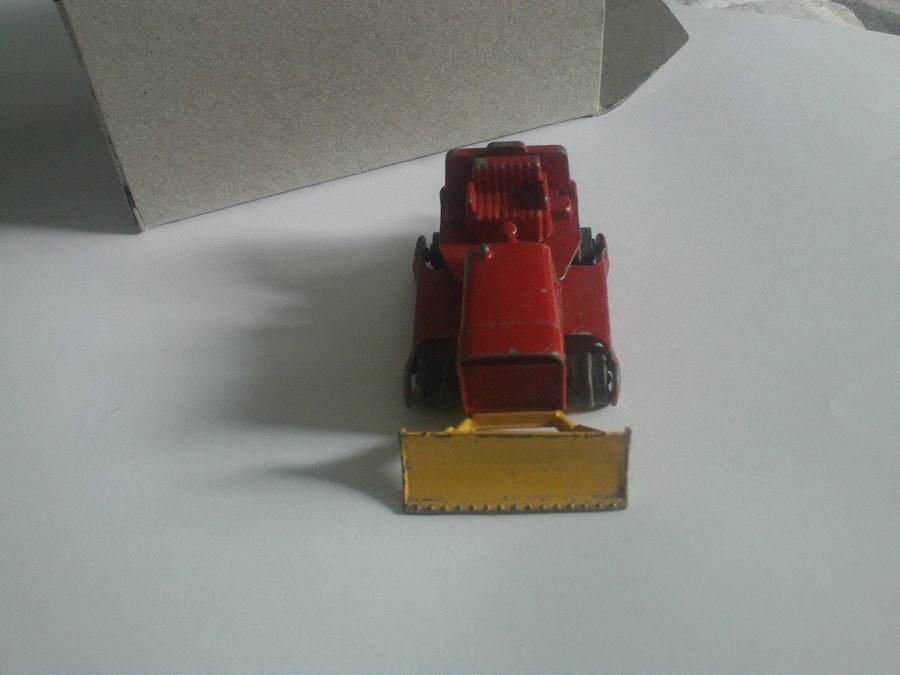 Matchbox Regular Wheels Case Bulldozer Lesney England #16d