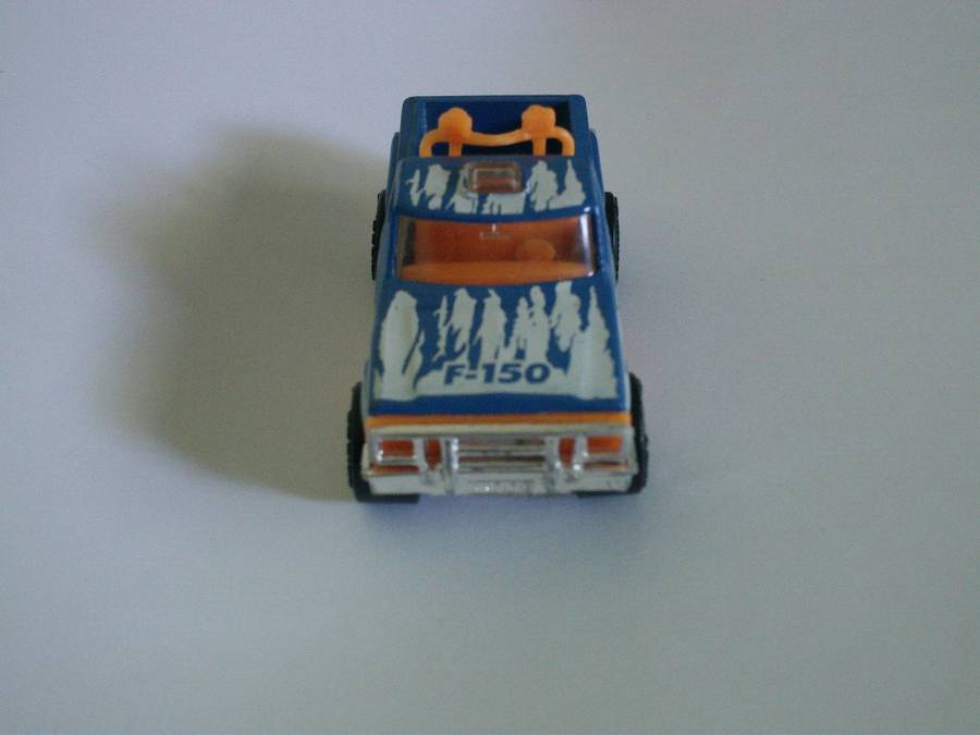 Matchbox MB55 Flareside Pickup China