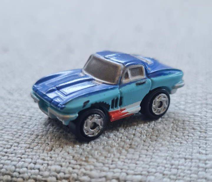 Micro Machines '64 Corvette Stingray Galoob Vintage Original Car