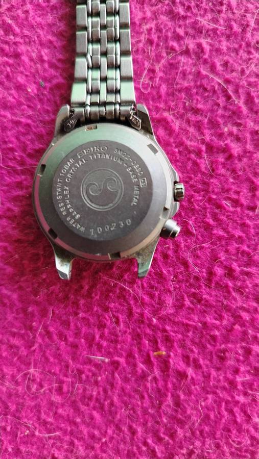 SEIKO KINETIC TITANIUM WOMANS WATCH