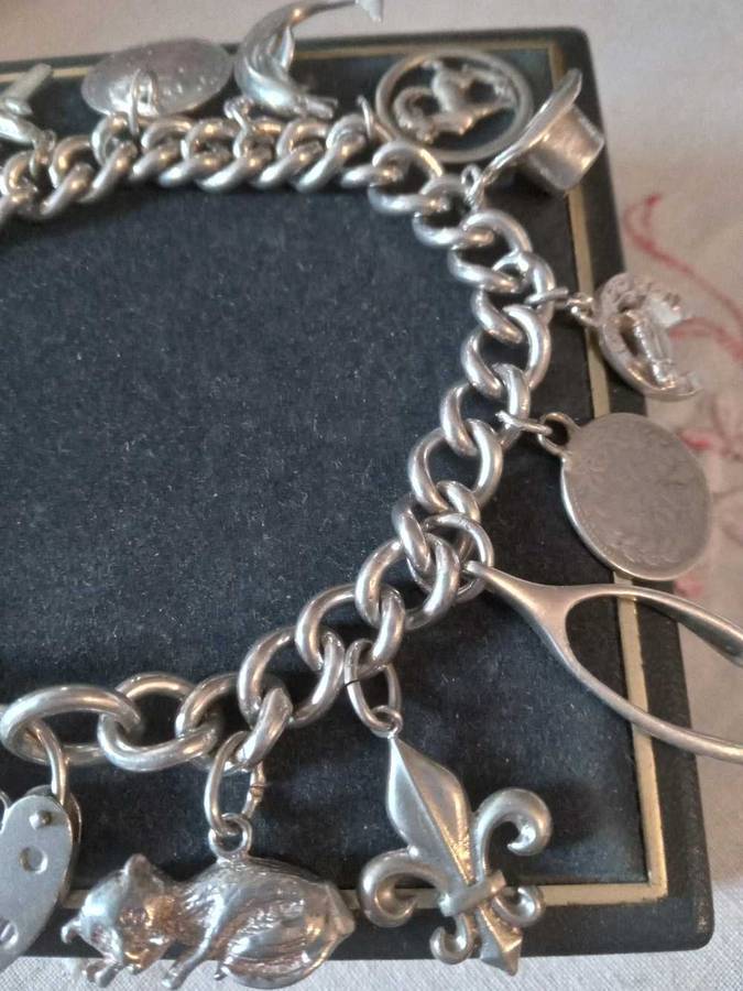 Vintage Sterling Silver Charm Bracelet