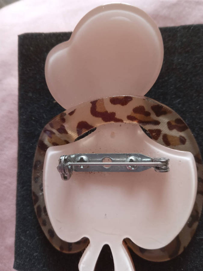 Vintage 1920s Style Flapper Girl Brooch