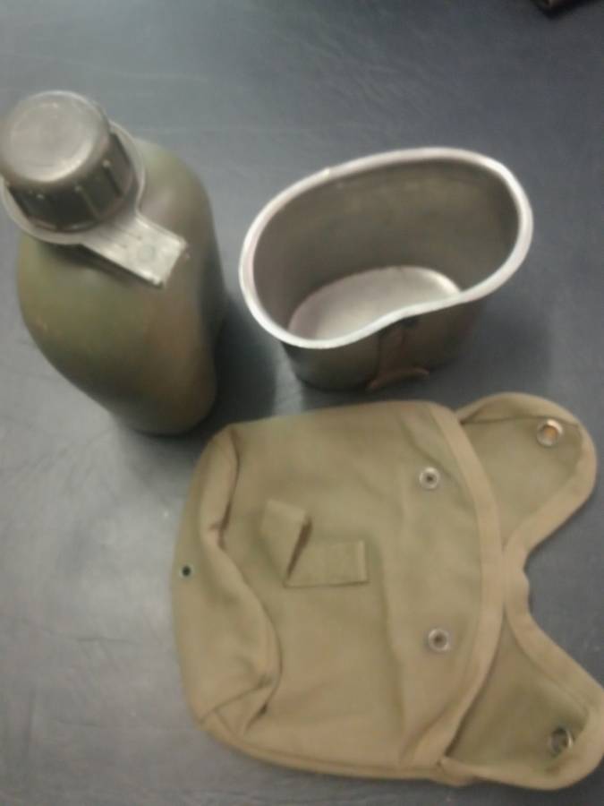 SADF - Border war issue - Complete water bottle, fire bucket, canvass pouch