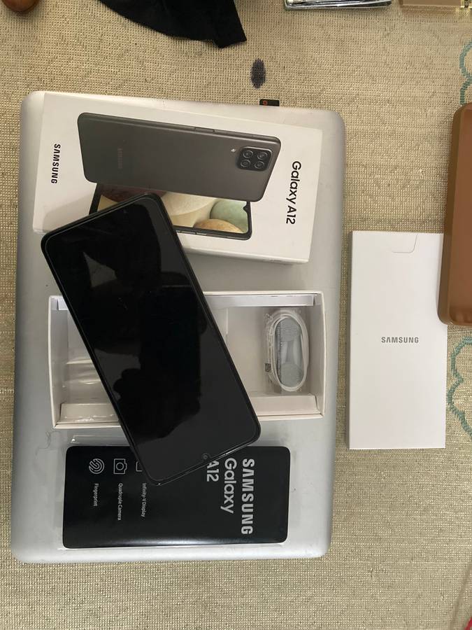 Samsung A12