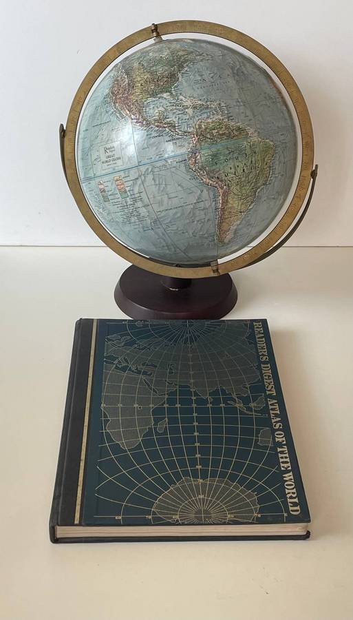 VINTAGE READERS DIGEST WORLD GLOBE AND READERS DIGEST ATLAS OF THE WORLD