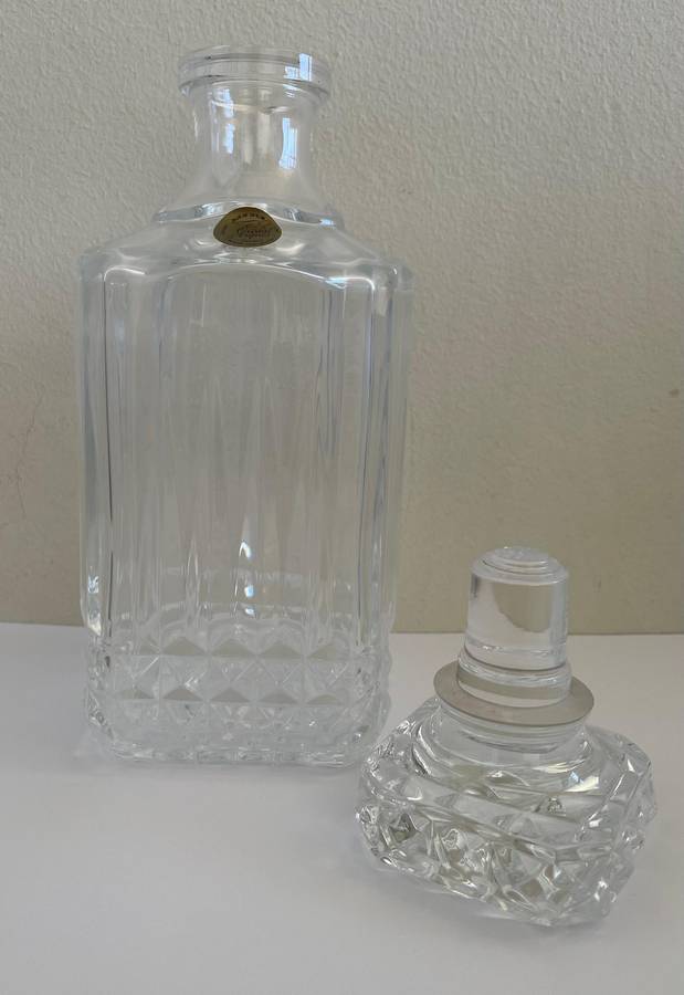 CRISTAL DARQUES - FRANCE LEAD CRYSTAL DECANTER - LABEL ATTACHED IN IMMACULATE CONDITION