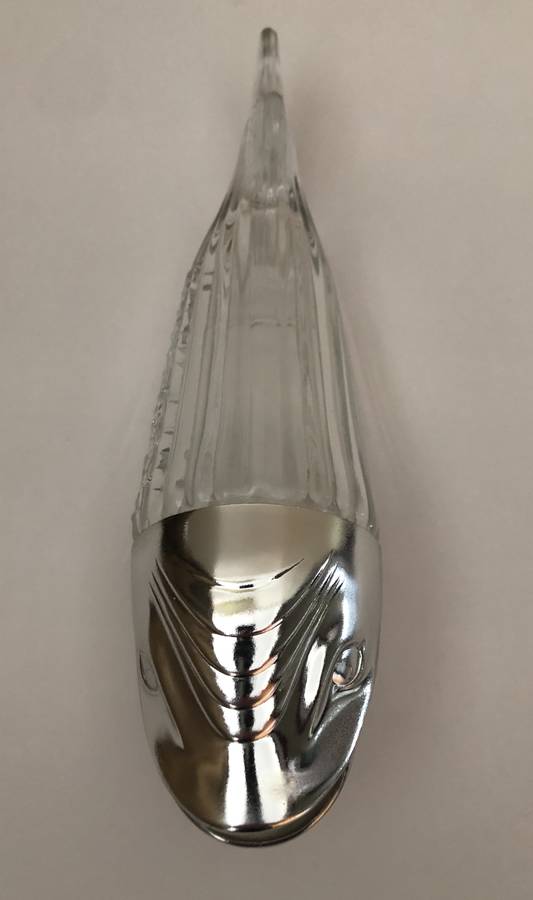 RARE VINTAGE NUSS WAL (NUT WHALE) GERMAN GLASS FISH NUT DISPENSER IN EXCELLENT CONDITION