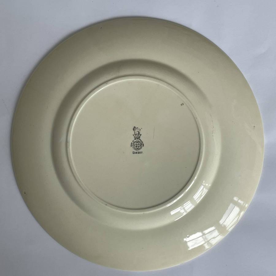 ROYAL DOULTON MADE IN ENGLAND DISPLAY PLATE -  WOOD CUTTERS  26.5CM