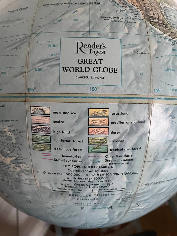 VINTAGE READERS DIGEST WORLD GLOBE AND READERS DIGEST ATLAS OF THE WORLD