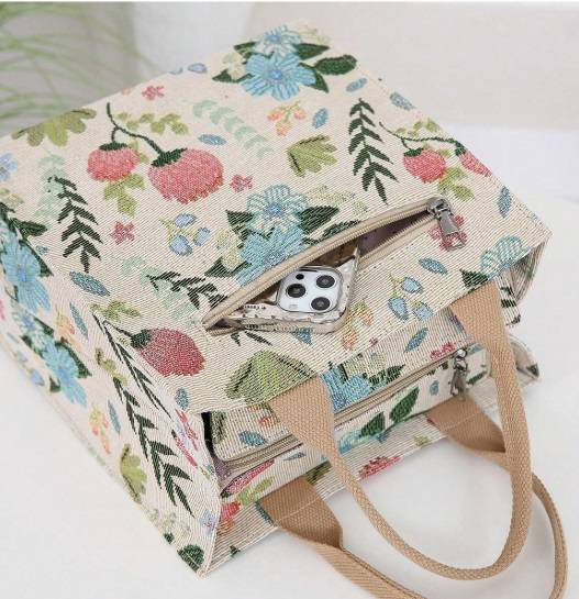Flower Print Large Capacity Zipper Semi-Closed Lunch Box