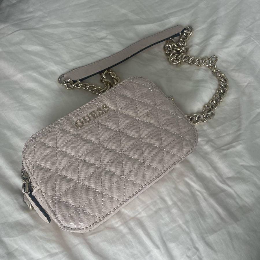 Guess Blush Noelle crossbosy camera Bag