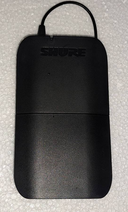 Shure wireless microphone set