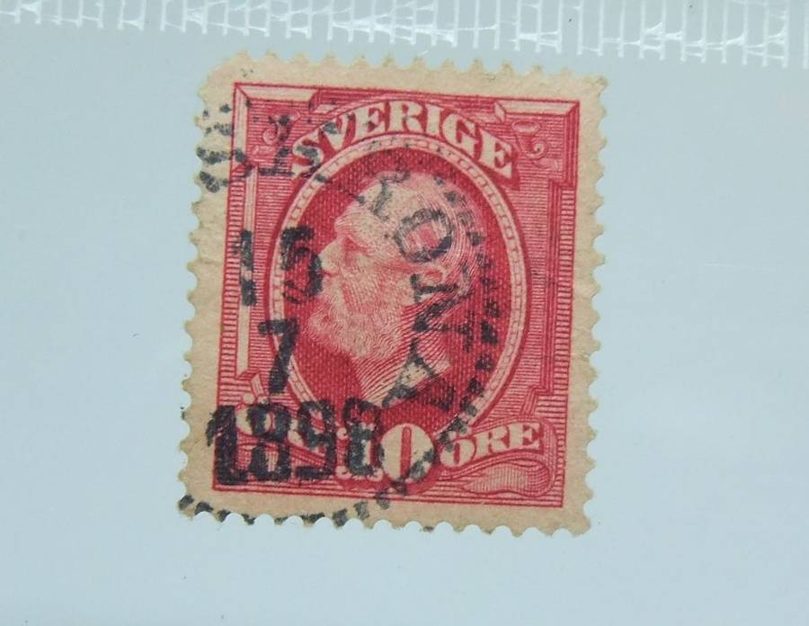 UNDER R100 -Antique / Vintage postage stamp - Sweden 10 Ore
