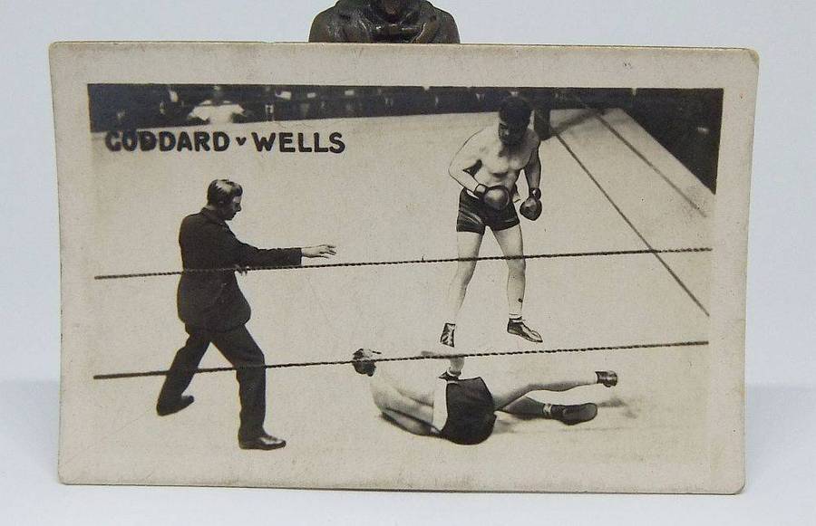 UNDER R100 - 1920`s Sports card - Frank Goddard VS Billy Wells - Boxing