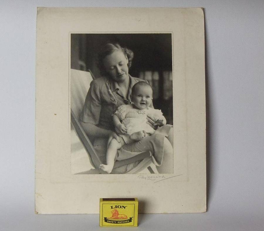 UNDER R100 - Vintage / Antique photograph - Mother and child
