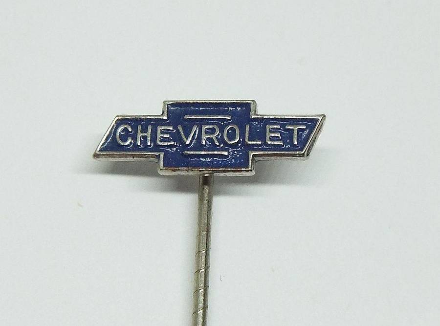 UNDER R100 - Collectable - Vintage Chevrolet advertising stickpin or lapel pin
