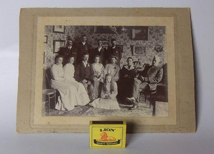 UNDER R100 - Vintage / Antique photograph - Family