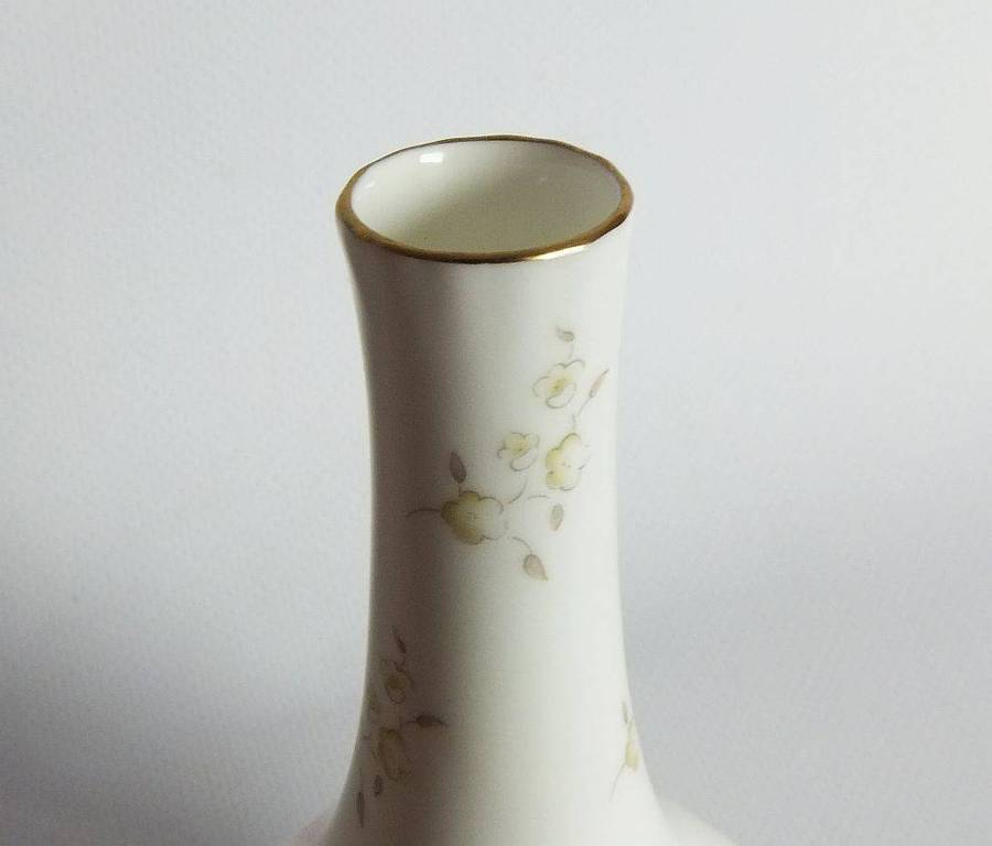 A vintage 1985 Royal Doulton posy vase in the Mystic Dawn pattern