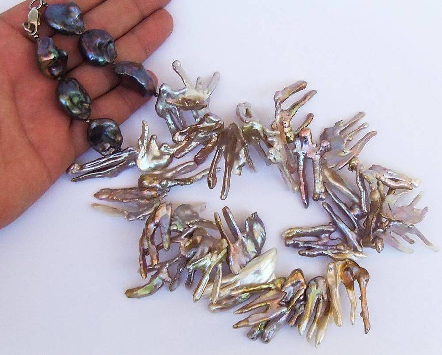 A unique Baroque chicken feet Pearl and Baroque Peacock pearl necklace with sterling silver clasp