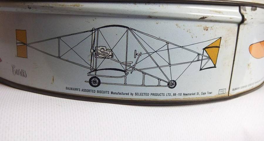 UNDER R100 - Vintage tin - Baumanns biscuits