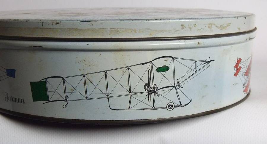 UNDER R100 - Vintage tin - Baumanns biscuits