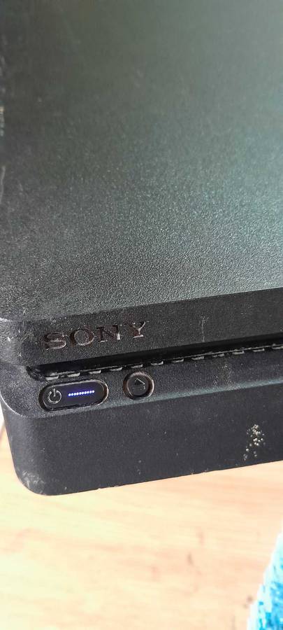 Ps4 for sale comes on no display