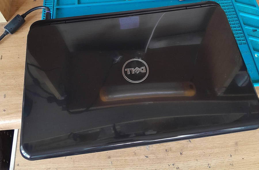 Dell inspiron laptop i7