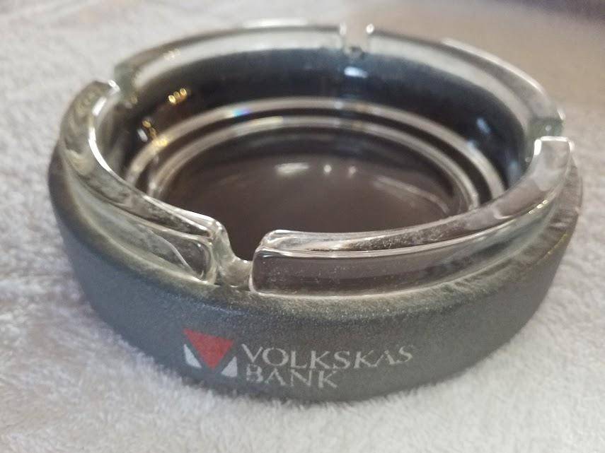 VOLKSKAS BANK MEMORABILIA - GLASS & BRANDING ASHTRAY