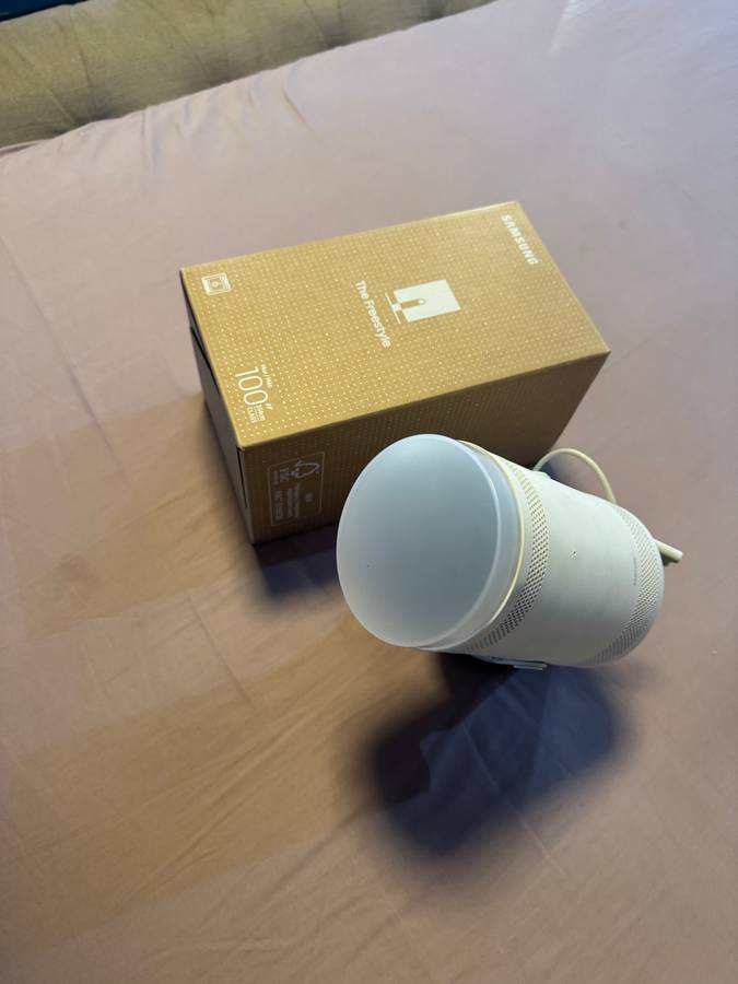 Samsung Freestyle projector