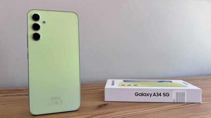 Samsung A34 with Cover - Green