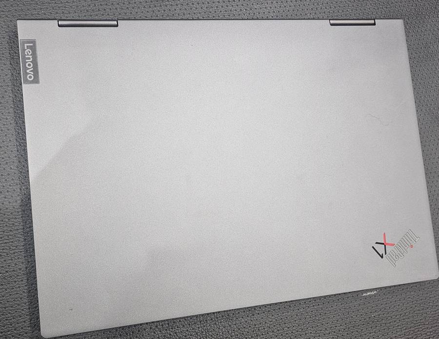 LENOVO X1 YOGA GEN 6 i7 11TH GEN *CRAZY WEDNESDAY*