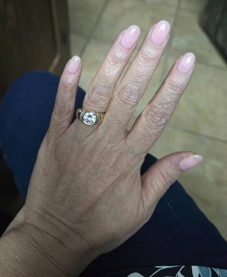 9ct Yellow Gold Ring (Size N1/2)