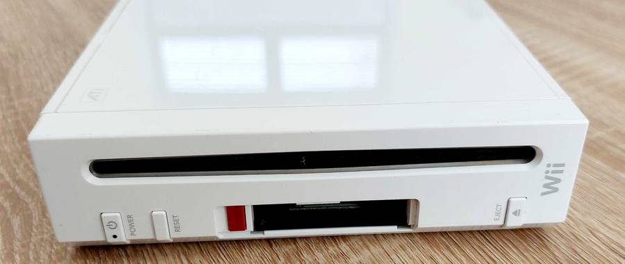 2x Nintendo Wii Consoles with Accessories *PLEASE READ*