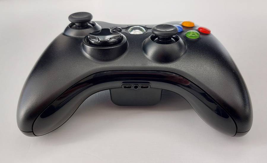 Genuine Official Xbox 360 Wireless Controller with Generic PC Receiver