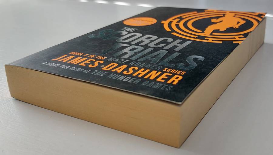 The Scorch Trials - James Dashner. Maze Runner Book 2 (Paperback)