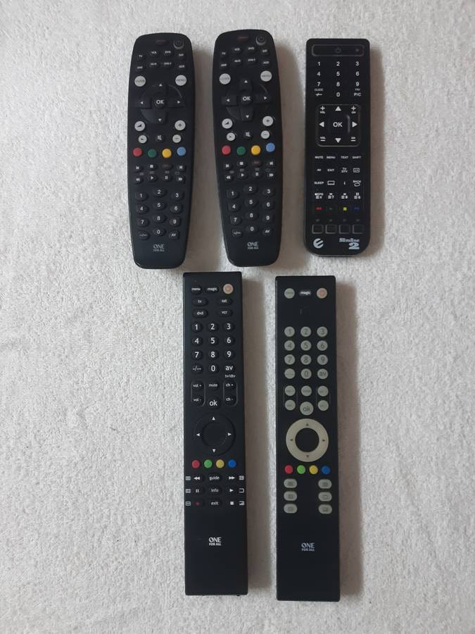 Bulk lot of universal remotes
