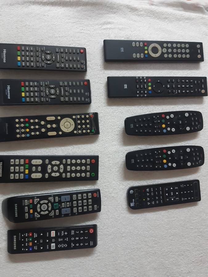 Bulk lot of universal remotes
