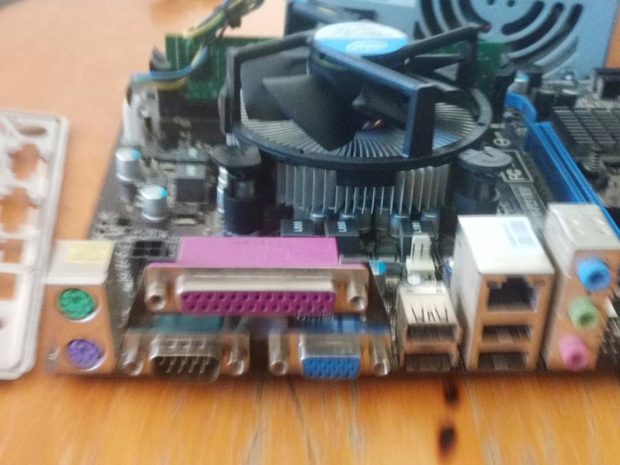 Motherboard H61M-P23+i3 2Gen cpu+4GB Ddr 3 1066 ram+500Gb Hardrive+420w Psu+only Pc case needed.