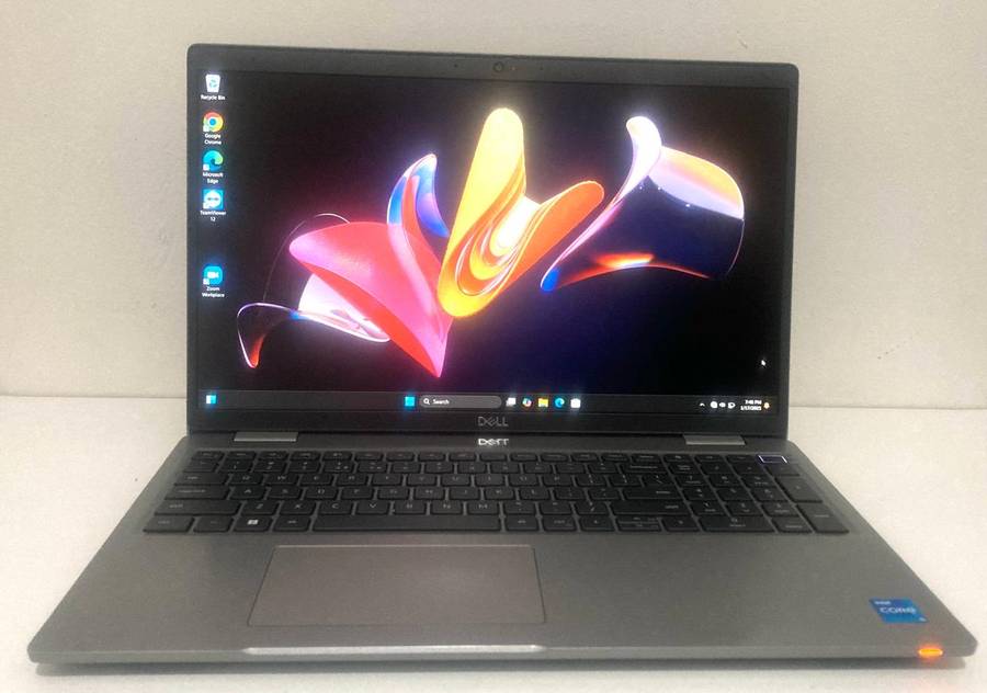 Dell Latitude 5520 15" i5 - 11th Gen 16gb 256gb Excellent Working Condition